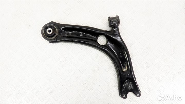 3Q0407154D Рычаг передний левый Volkswagen Tiguan