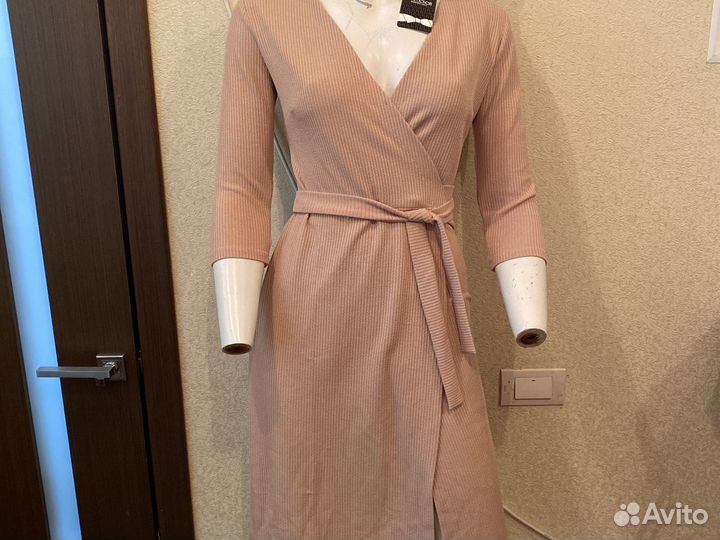 Платья женские