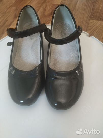 Туфельки на девочку 34р