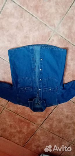 Джинсовая рубашка