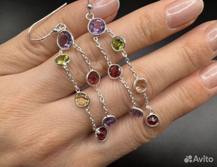 Серьги длинные с самоцветами