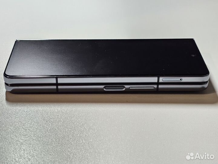 Samsung Galaxy Z Fold4, 12/512 ГБ