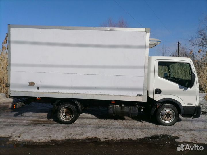 Nissan Cabstar рефрижератор, 2011