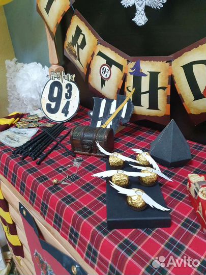 Декор и костюм Гарри Поттер