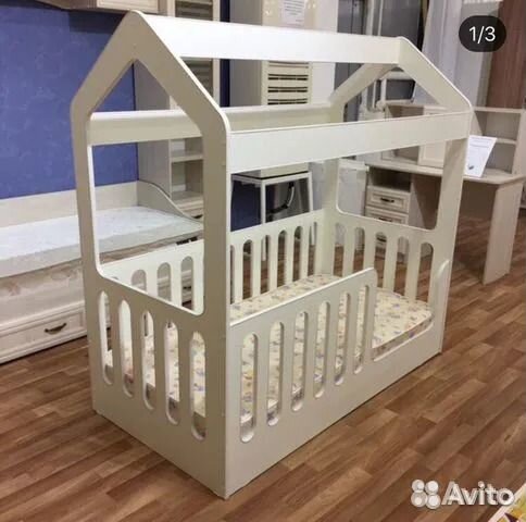 Кровать-домик детская