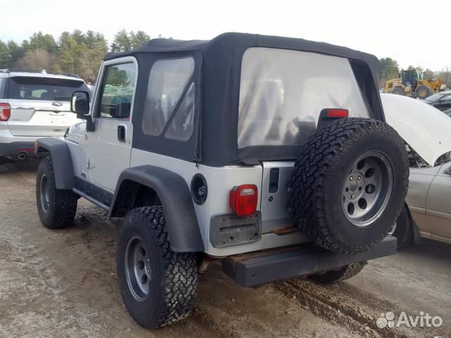 В разборе Jeep Wrangler