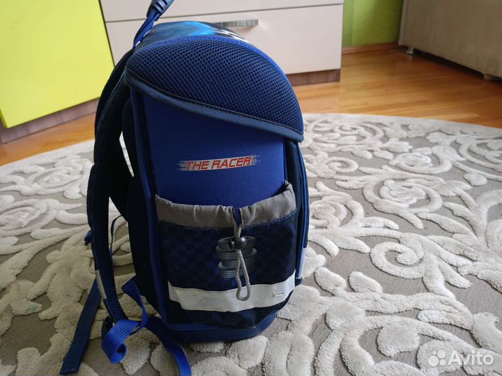 Школьный рюкзак