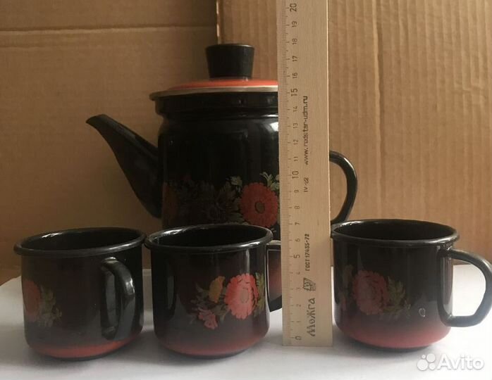 Набор. Чайник, кружки,поднос. Эмаль