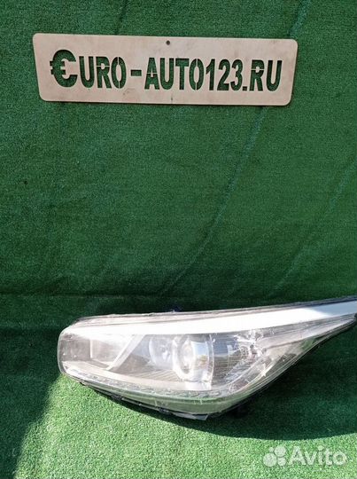 Фара Kia Ceed