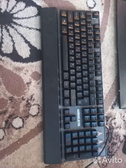 Игровая механическая клавиатура