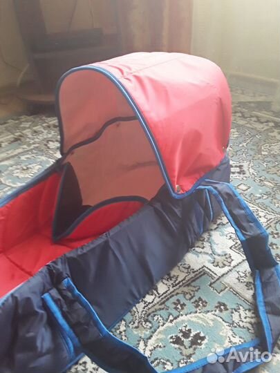 Детская переноска в состоянии новой