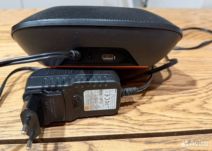 Портативная AC JBL OnBeat Micro Black