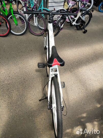 Велосипед на литых дисках