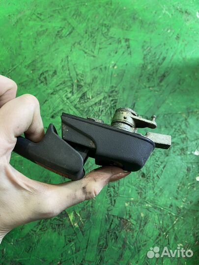 Ручка двери наружная правая ваз Kalina