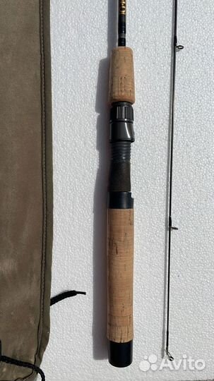 Спиннинг G.loomis SR 842-2 GLX