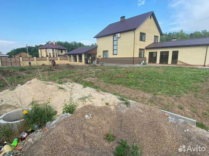 Газон под ключ. Газон посевной и рулонный