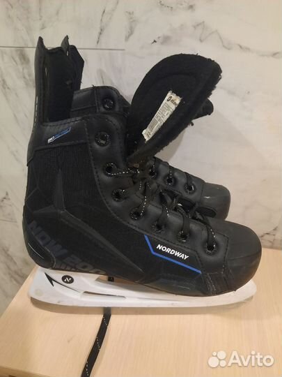 Коньки хоккейные 36 размер