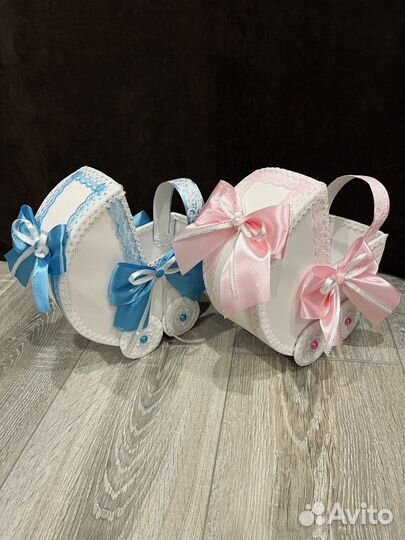 Коляски для сбора денег на первенца. Свадьба