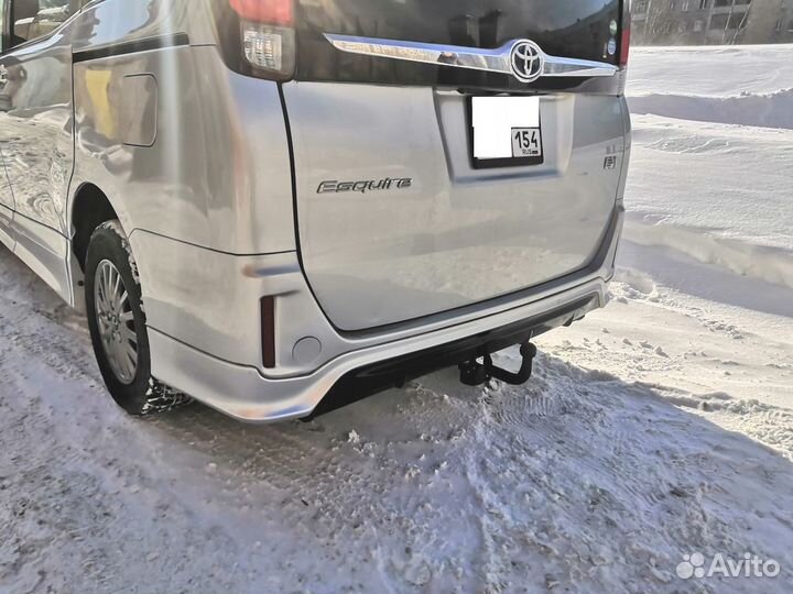 Фаркоп на Тойота Вокси,Ноах,Эскуайер с 2014