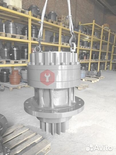 Поворотный редуктор JCB JS235LC