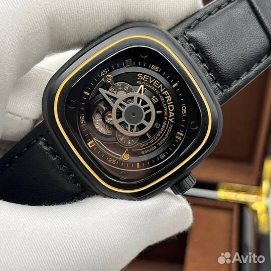 Мужские часы Sevenfriday