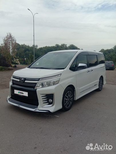 Toyota Voxy 2.0 CVT, 2016, 77 000 км