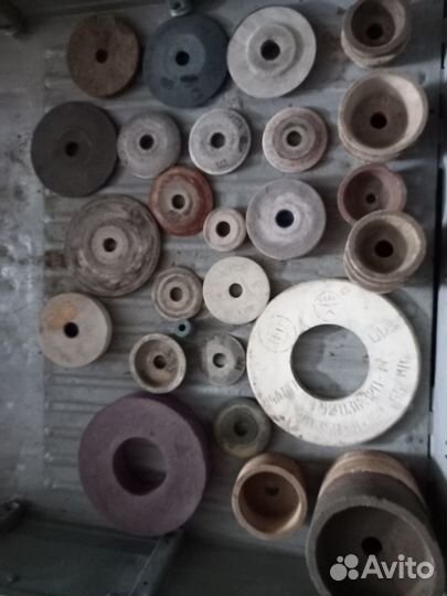 Диски и круги шлифовальные, чаши заточные