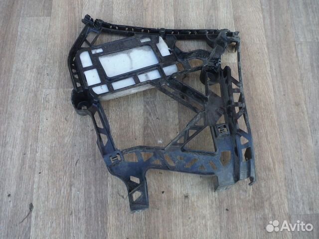 Кронштейн заднего бампера правый Mercedes GLS X166
