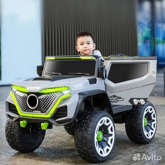 Детский электромобиль Mercedes-Benz