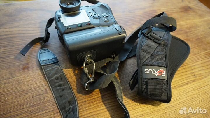 Фотоаппарат Olympus E-1 с 3-мя объективами и ещё