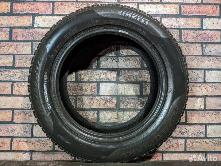 Pirelli Winter Sottozero 225/60 R17