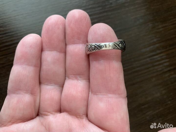Серебряное кольцо женское