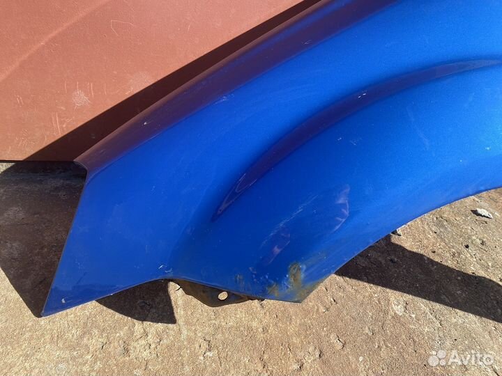 Крыло переднее левое на kia rio 2