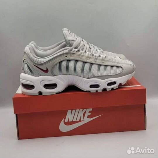 Кроссовки Nike Air Max Tailwind 4