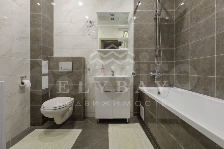 2-к. квартира, 51 м², 1/9 эт.