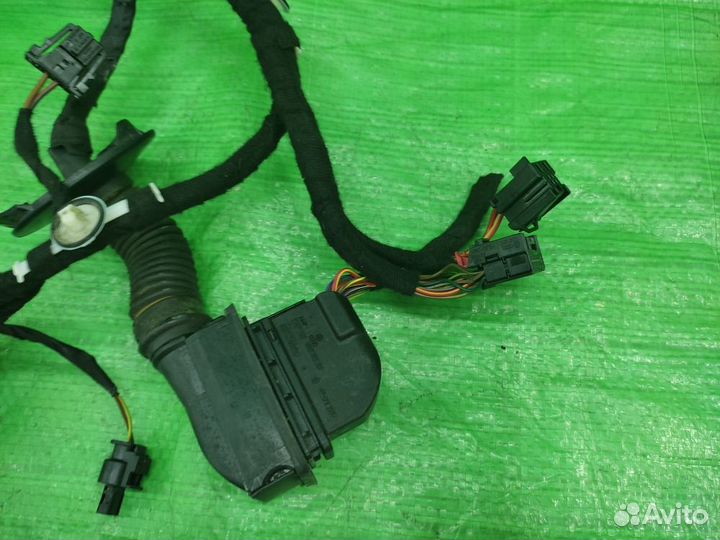 Проводка двери перед. Audi Q5