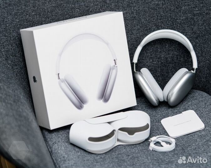 Наушники беспроводные Apple Pro Max