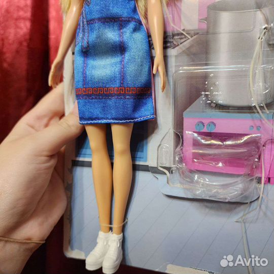 Кукла барби