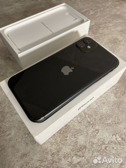 iPhone 11, 64 ГБ