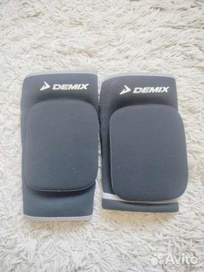 Наколенники для волейбола