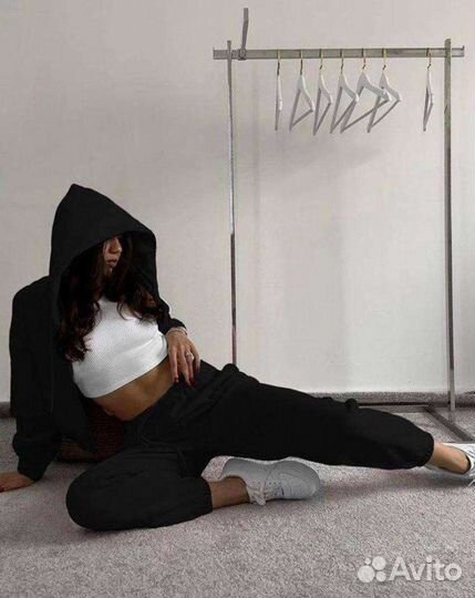 Спортивный костюм