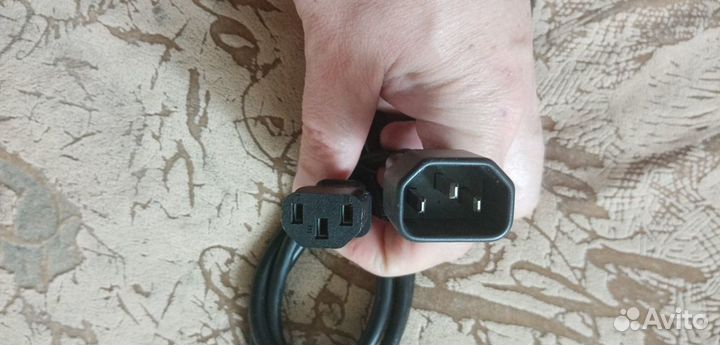 Кабель питания для компьютера