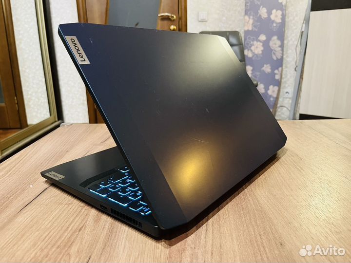 Lenovo Gaming 15.6