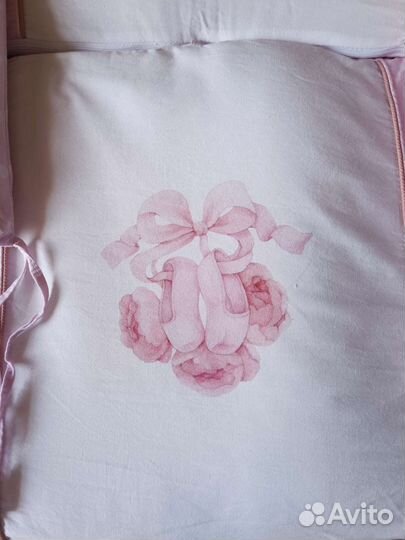 Бортики в кроватку для девочки Новые