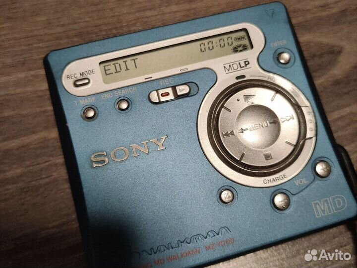 Sony MZ-R700