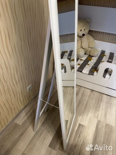 Зеркало напольное