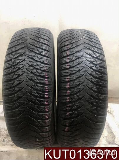 Goodyear UltraGrip 8 215/65 R16 98T