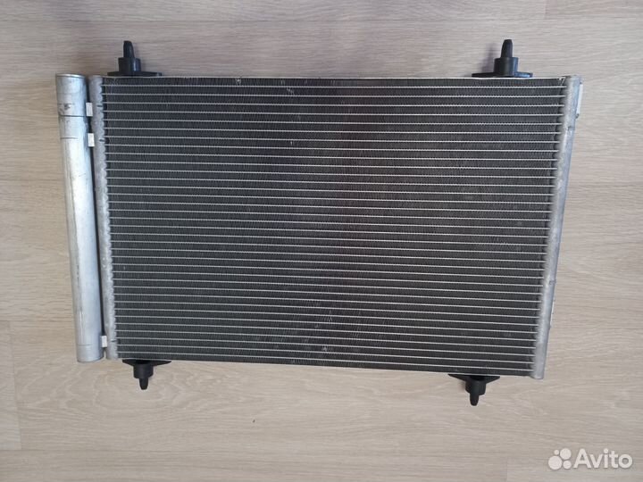 Радиатор кондиционера peugeot