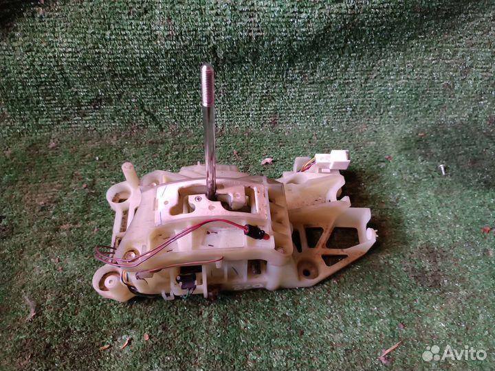 Кулиса кпп Mazda 6 GG рестайлинг (2005—2008)