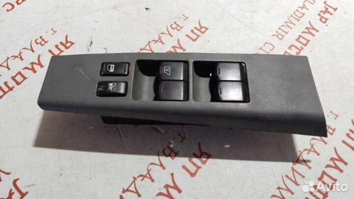 Блок управления стеклоподъемниками Nissan Teana